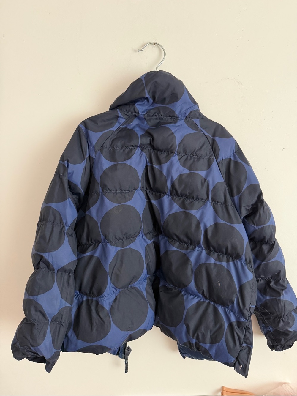 Marimekko Uniqlo Collab, Kids, Puffy Jacket Size 5/6, Blue big polka dots